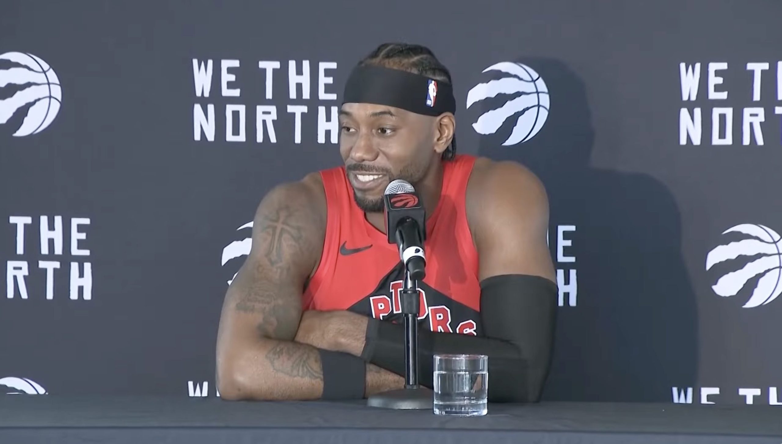 Kawhi Leonard chce tylko słuchać o Raptors: „Już odwracałem uwagę przez ostatnie 70 dni”