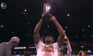Kawhi Leonard wraca do Raptors, wybór „dziedzictwa”