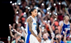 Retrospekcja Paryż 2024: kiedy stopa Gabby Williams była trochę za duża